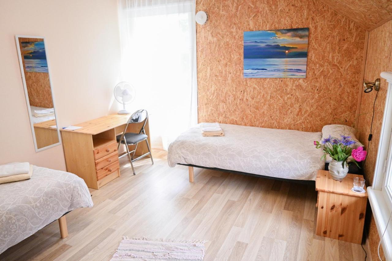 Haapsalu Kunstikooli Hostel ภายนอก รูปภาพ